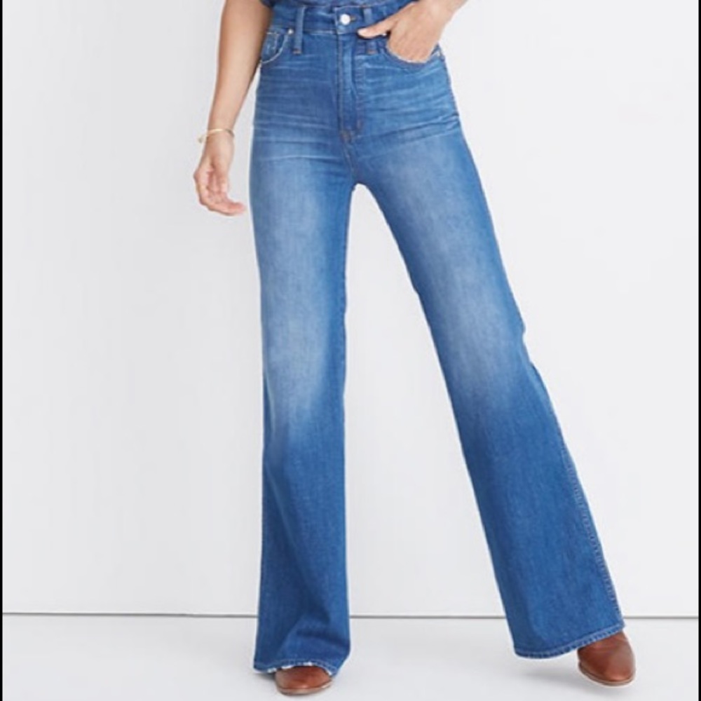 Madewell 11” high rise flare jeans